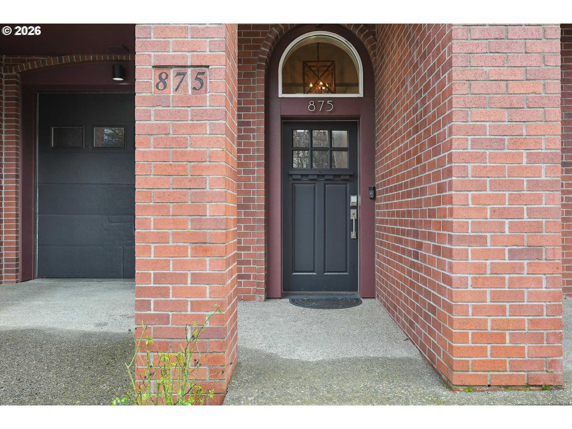 875 N HARBOUR DR Property Photo 1