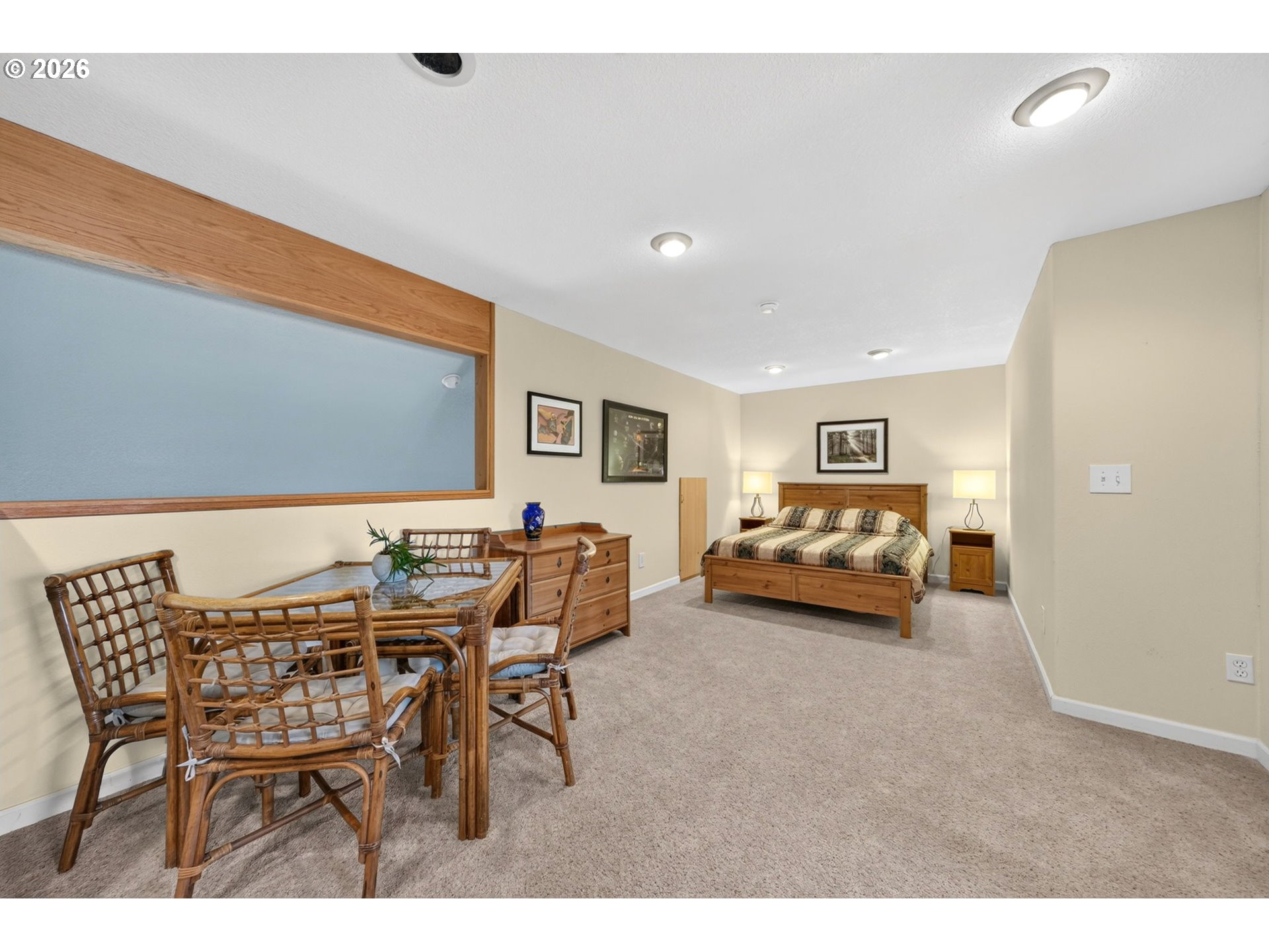 2449 Nw Logan St Property Photo 26