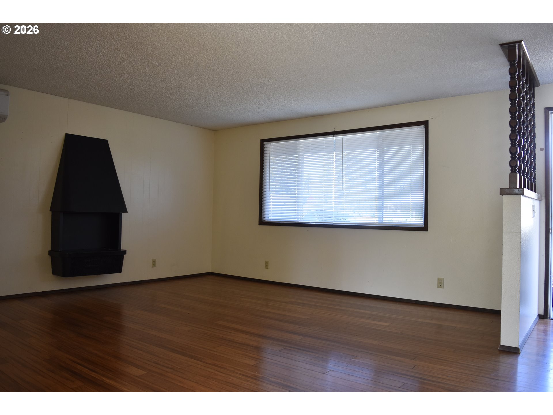 2110 Birchwood Ave Property Photo 9
