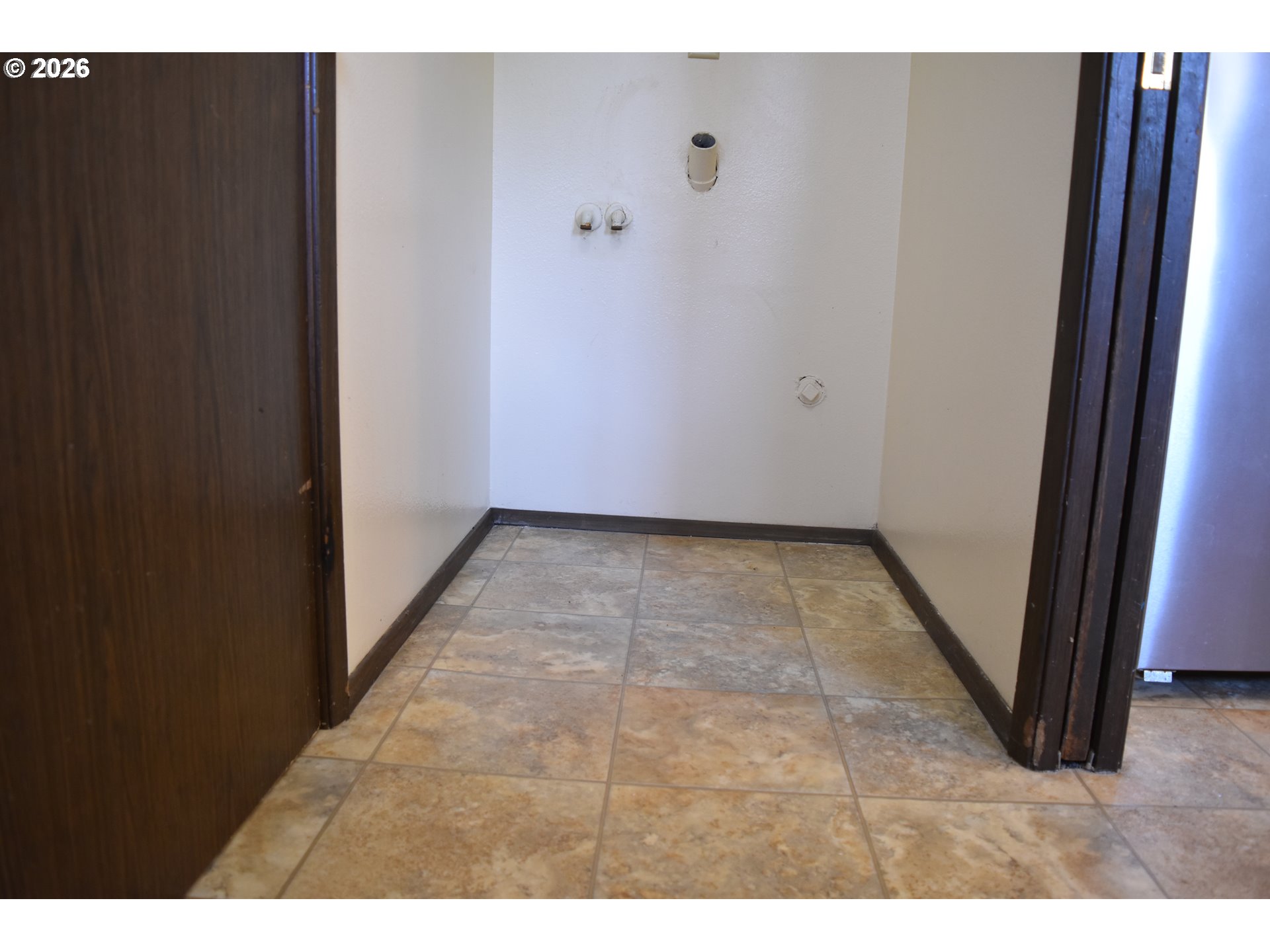 2110 Birchwood Ave Property Photo 11