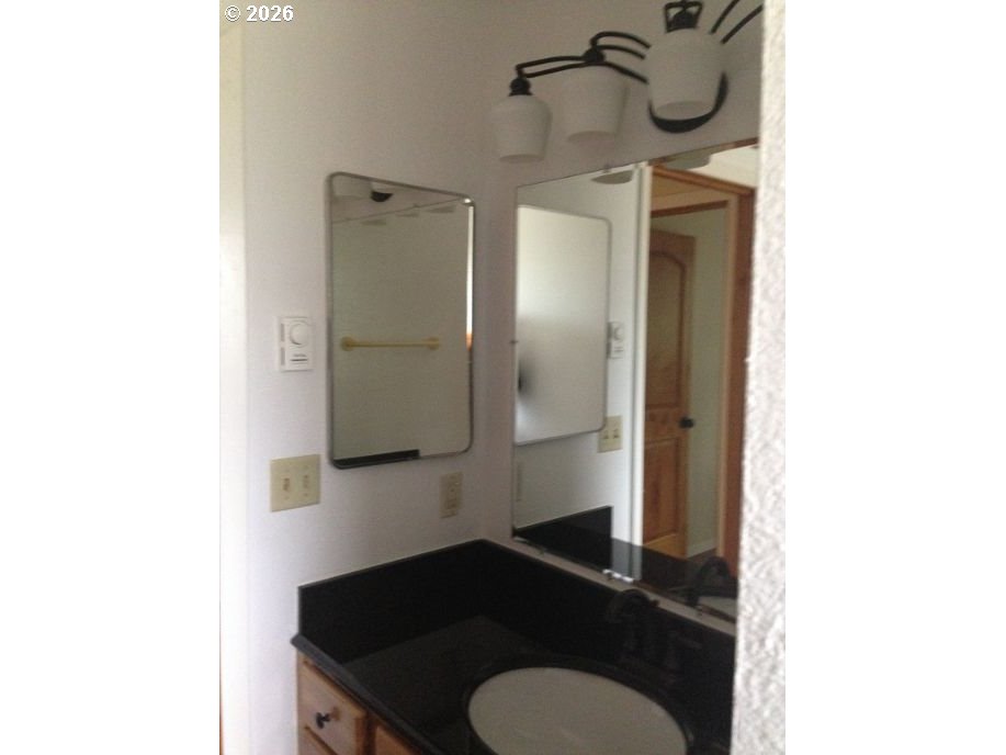 2110 Birchwood Ave Property Photo 17