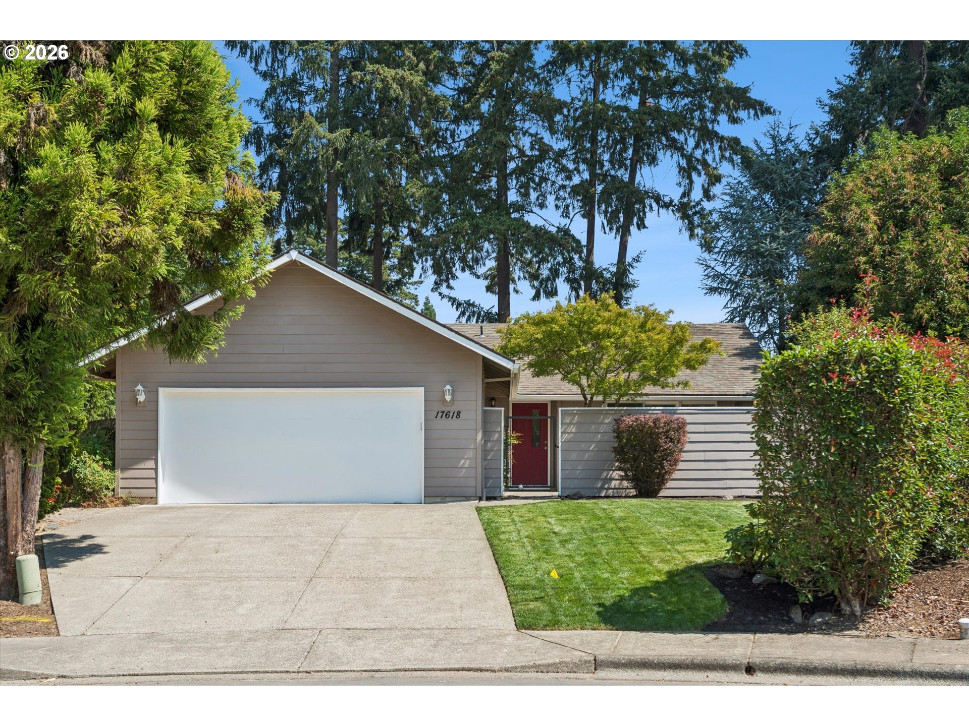 17618 Sw Woodberry Ct Property Photo 1