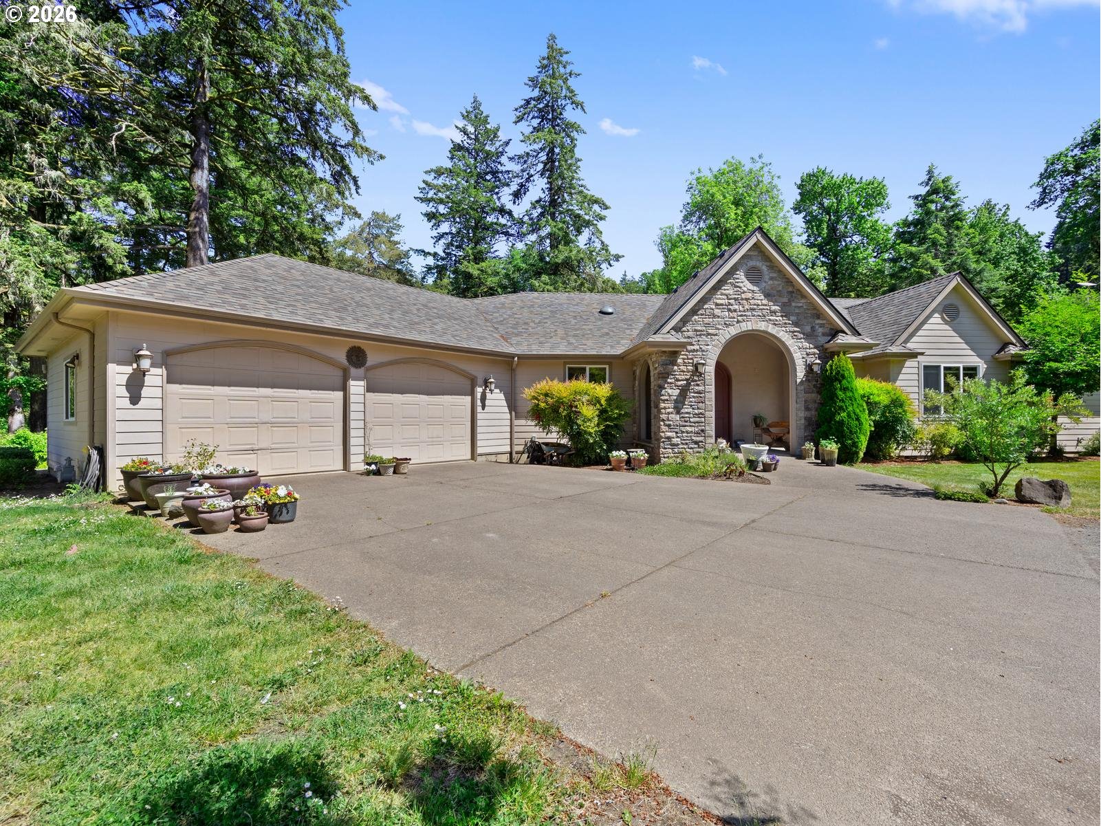 23090 Yamhill River Rd Property Photo 1