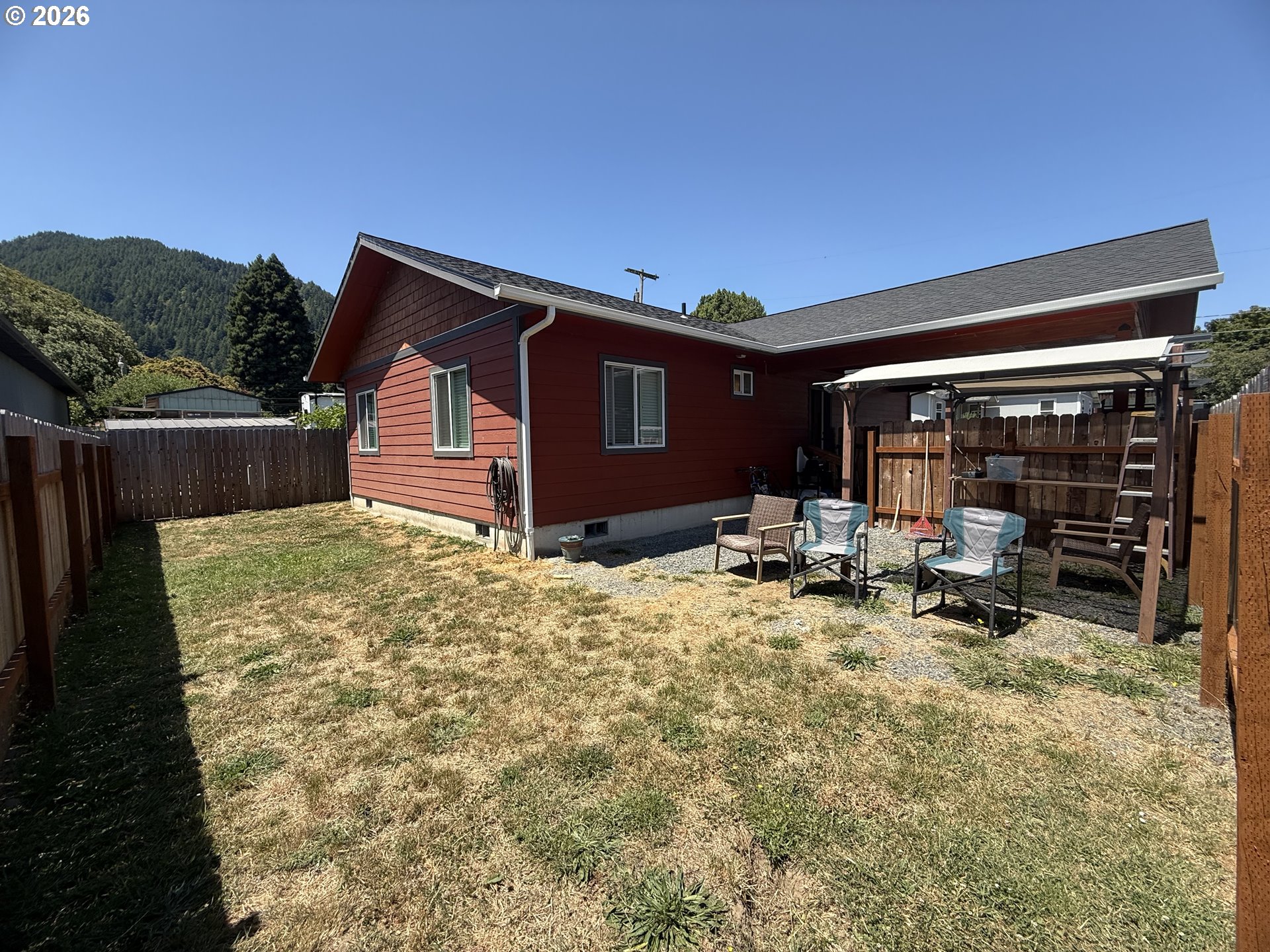 120 E Date St Property Photo 35