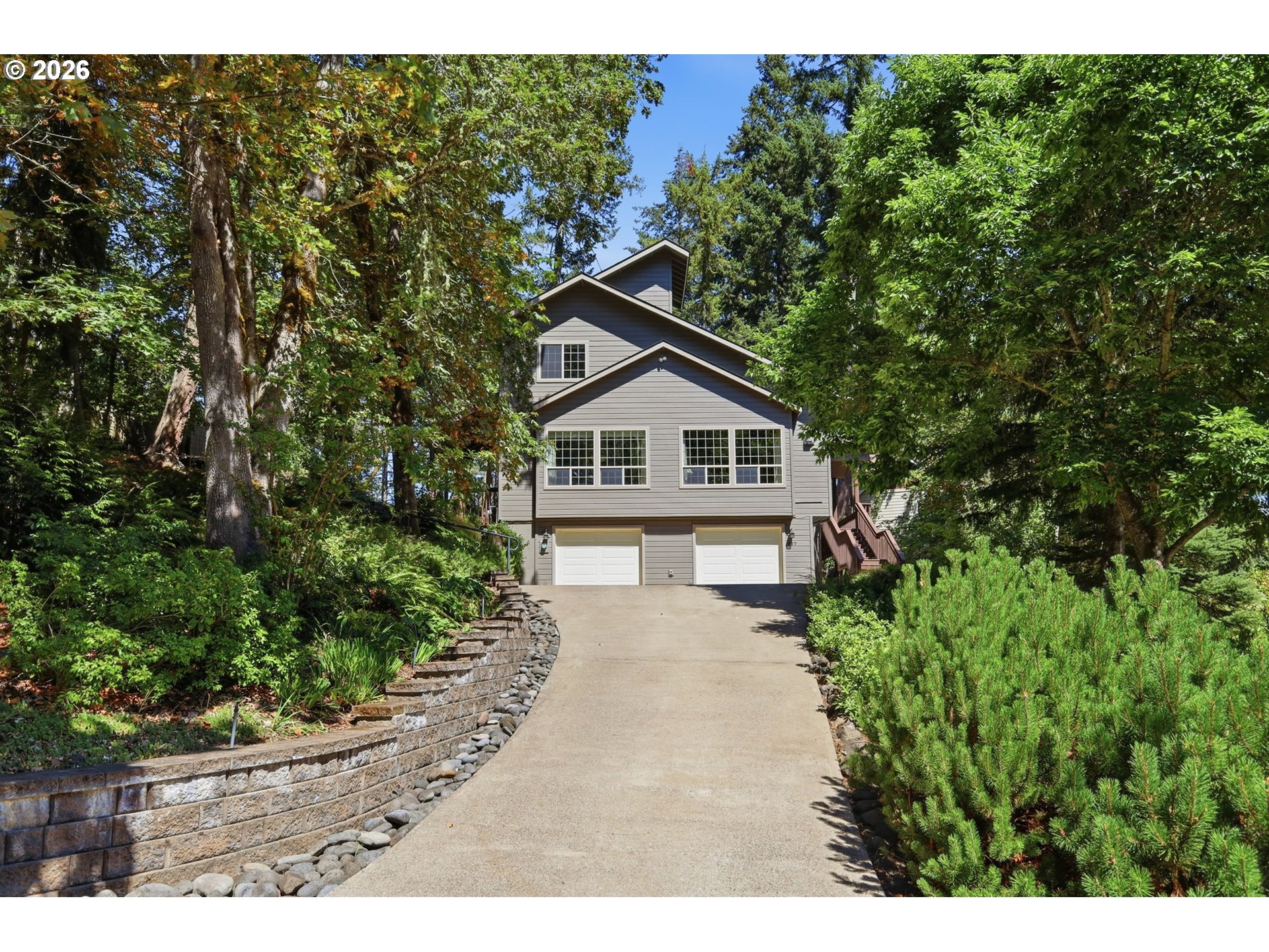 217 ROCKRIDGE LOOP Property Photo 1