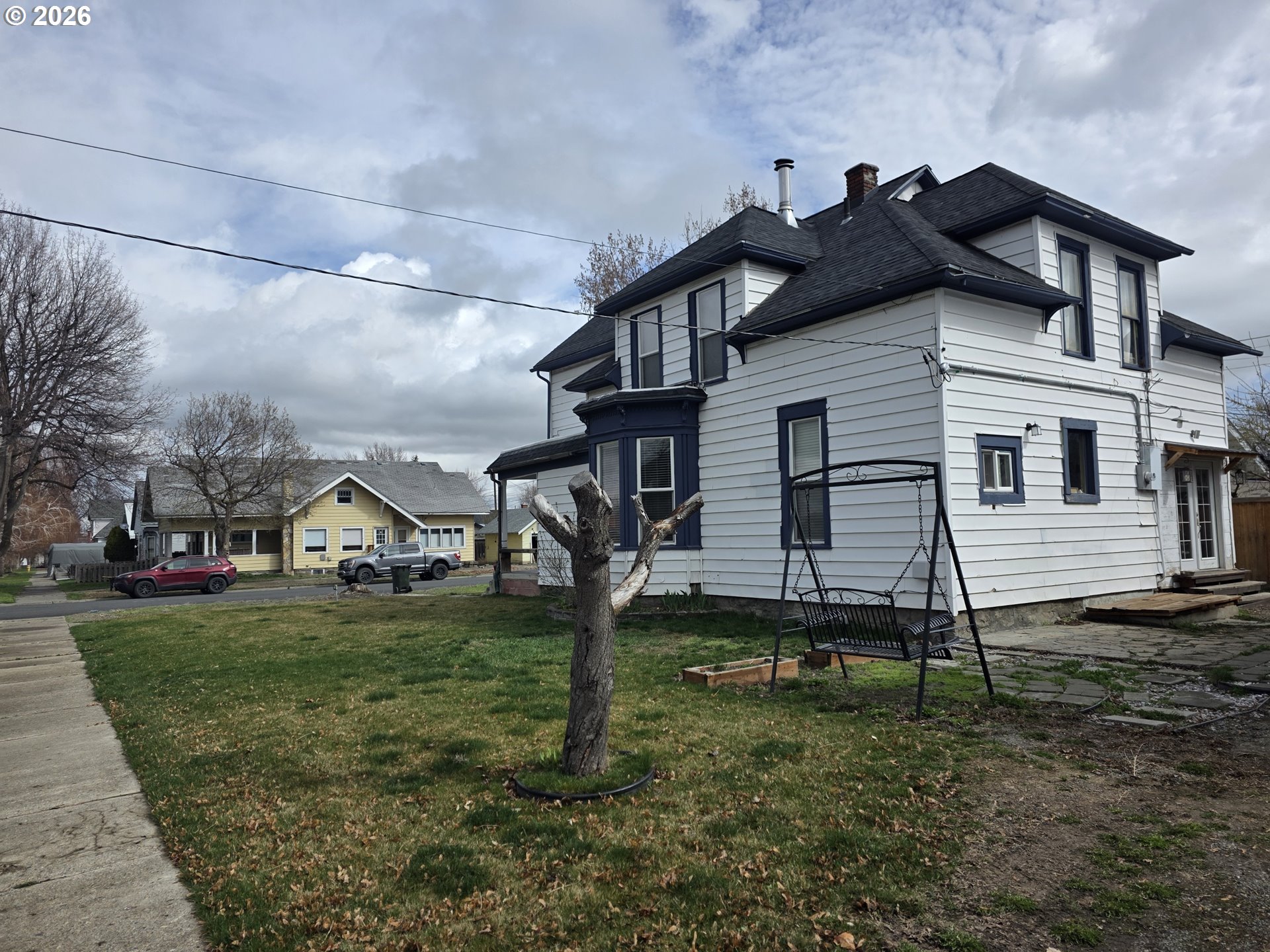2239 Carter St Property Photo 3