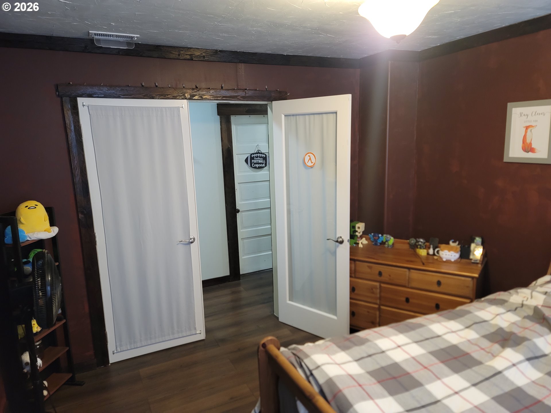 2239 Carter St Property Photo 4
