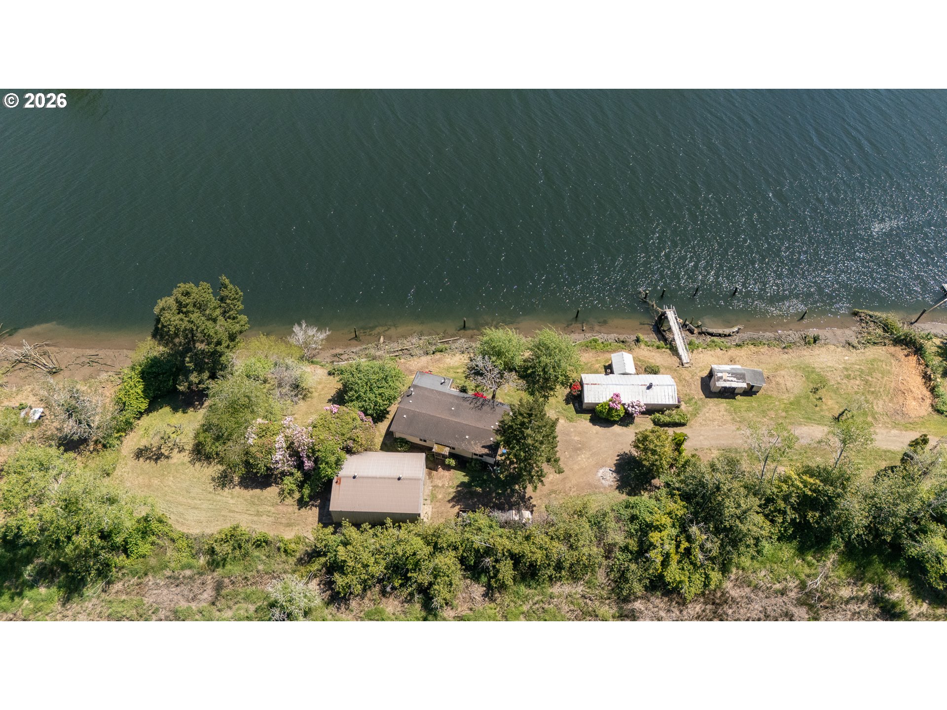 8136 Highway 126 Property Photo 1