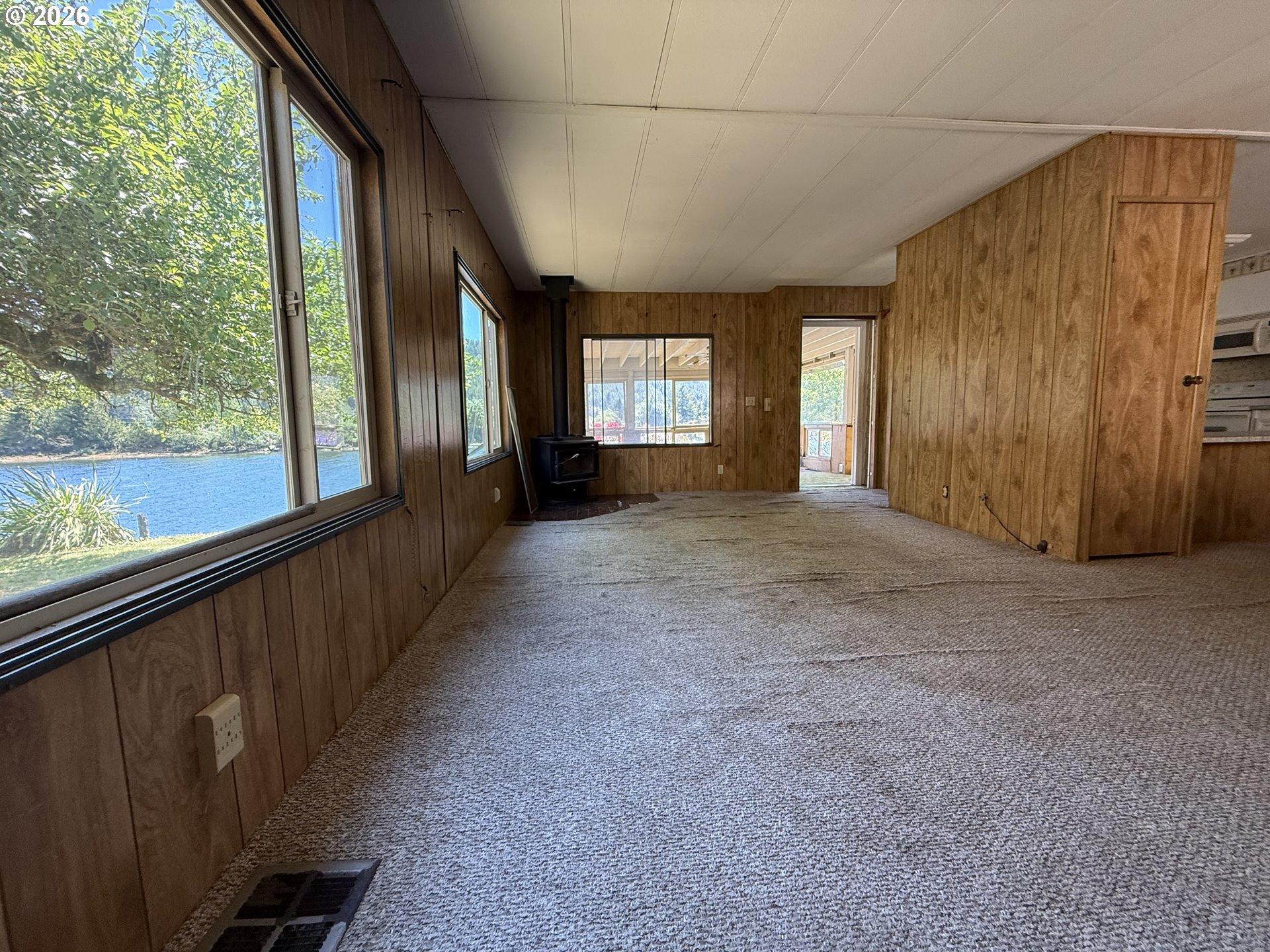 8136 Highway 126 Property Photo 15