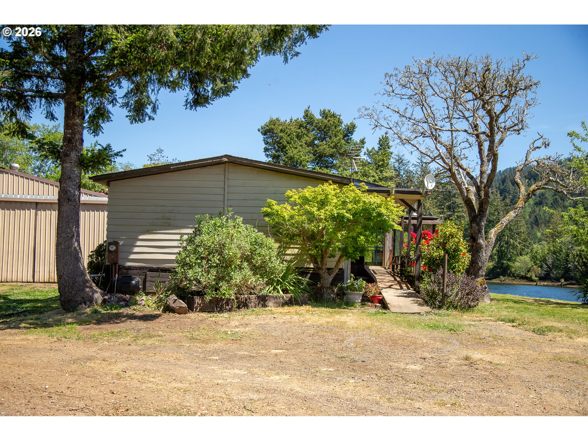 8136 Highway 126 Property Photo 19