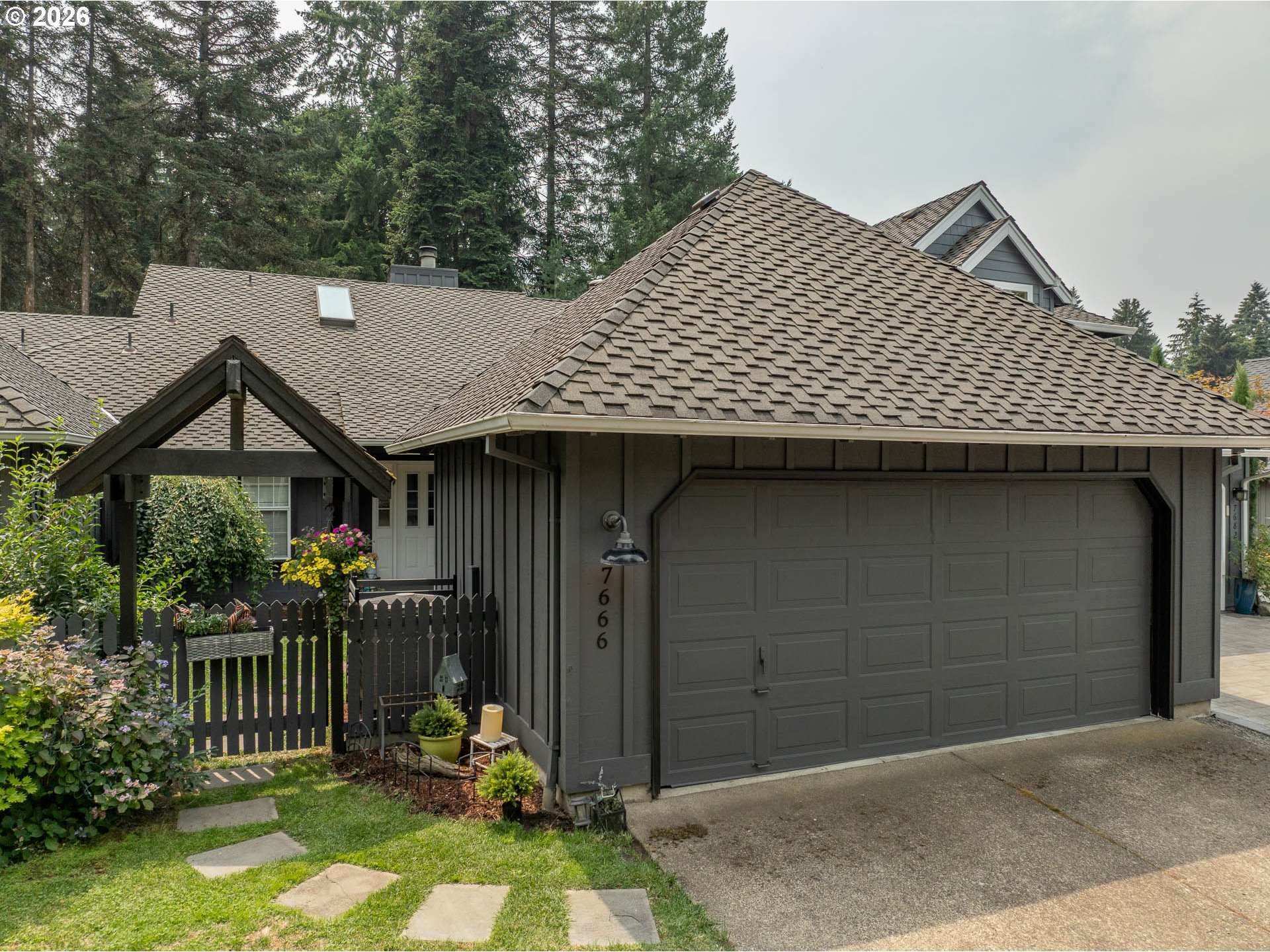 7666 Sw Afton Ln Property Photo 1