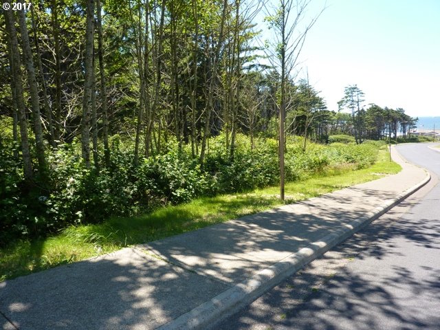 4000 Nw Blk 40th St Property Photo 2