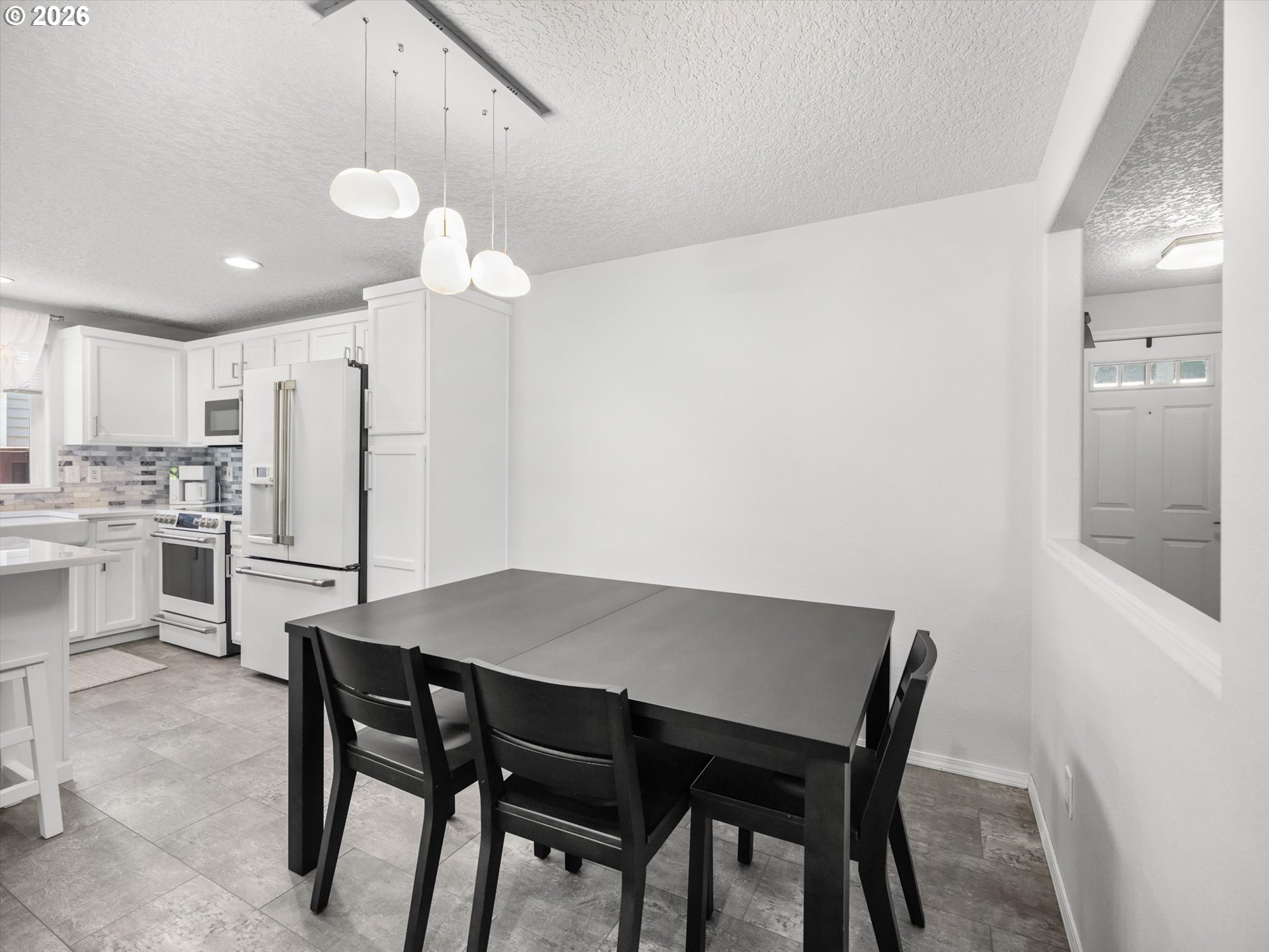 21892 Bramble Way Property Photo 8