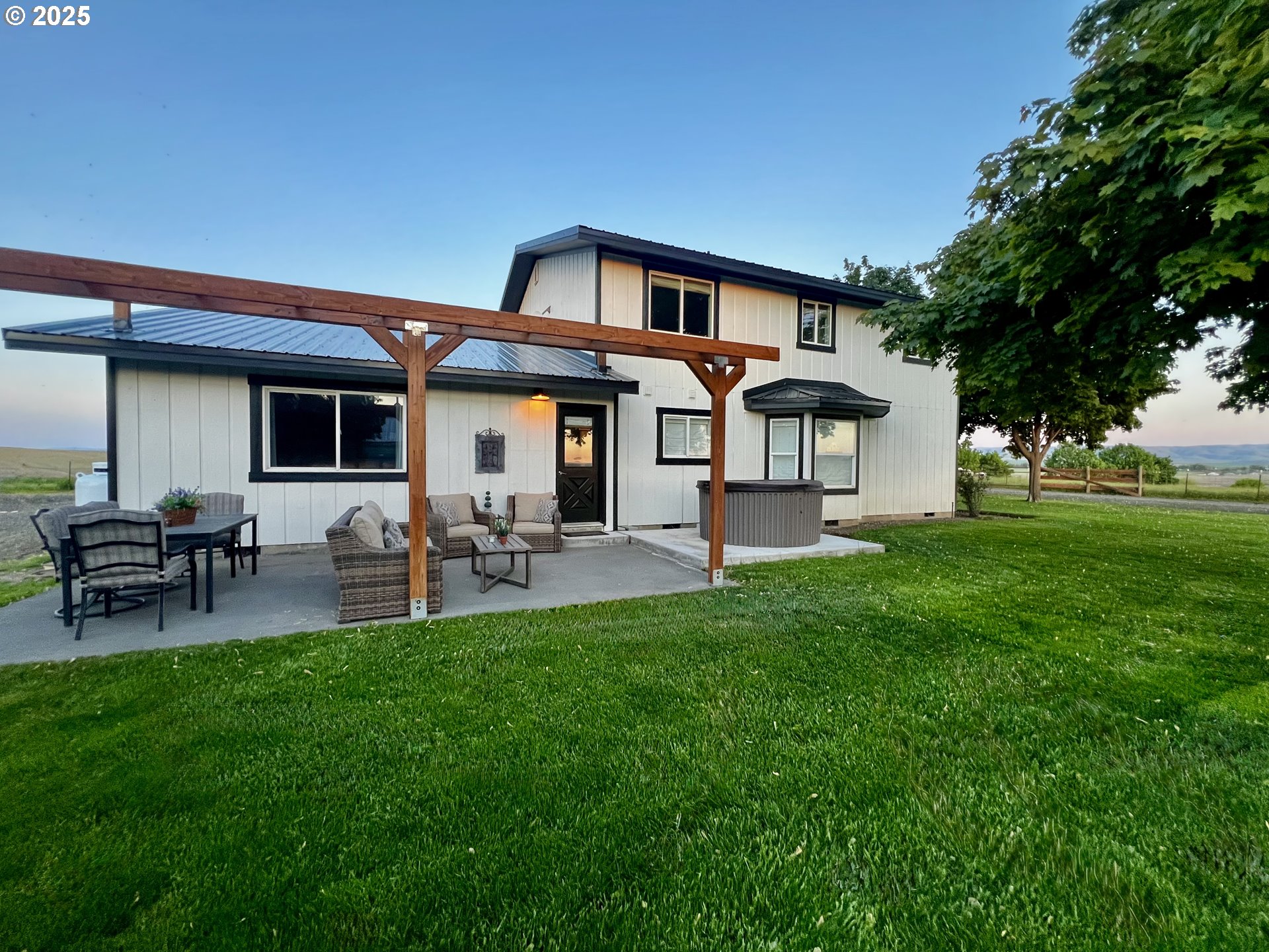 71176 Tutuilla Creek Rd Property Photo 6