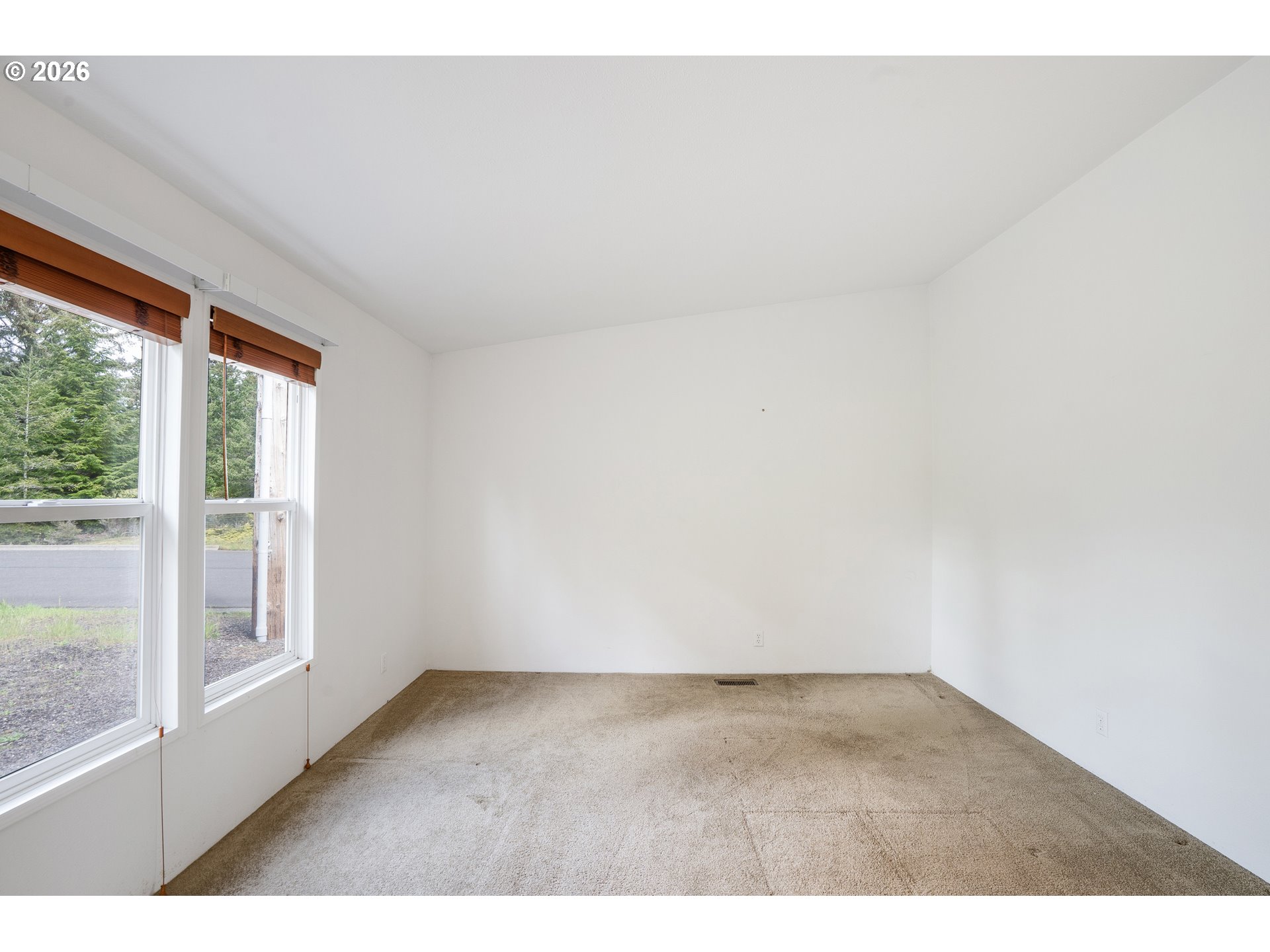 1791 Willow Loop Property Photo 24
