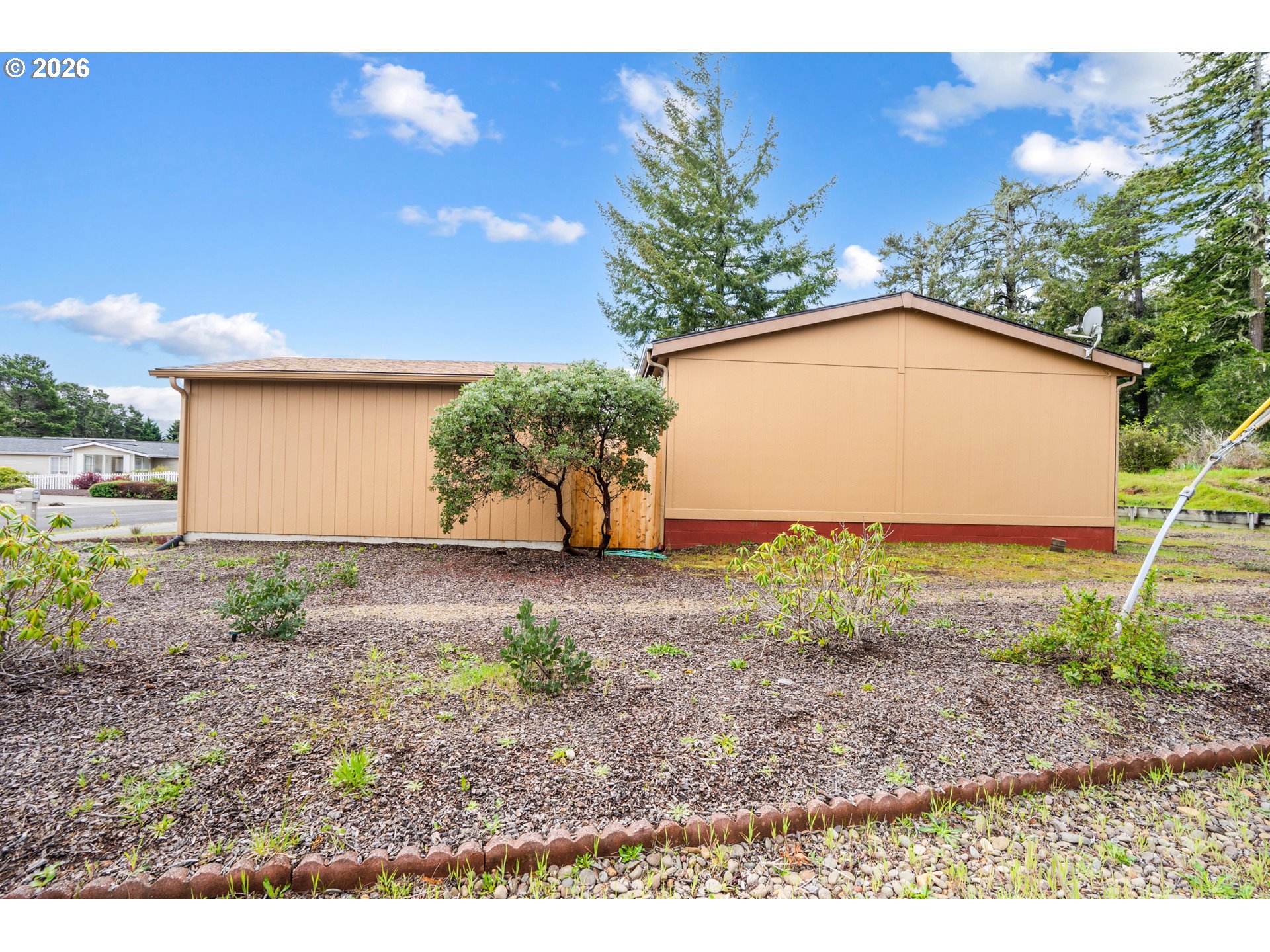 1791 Willow Loop Property Photo 37