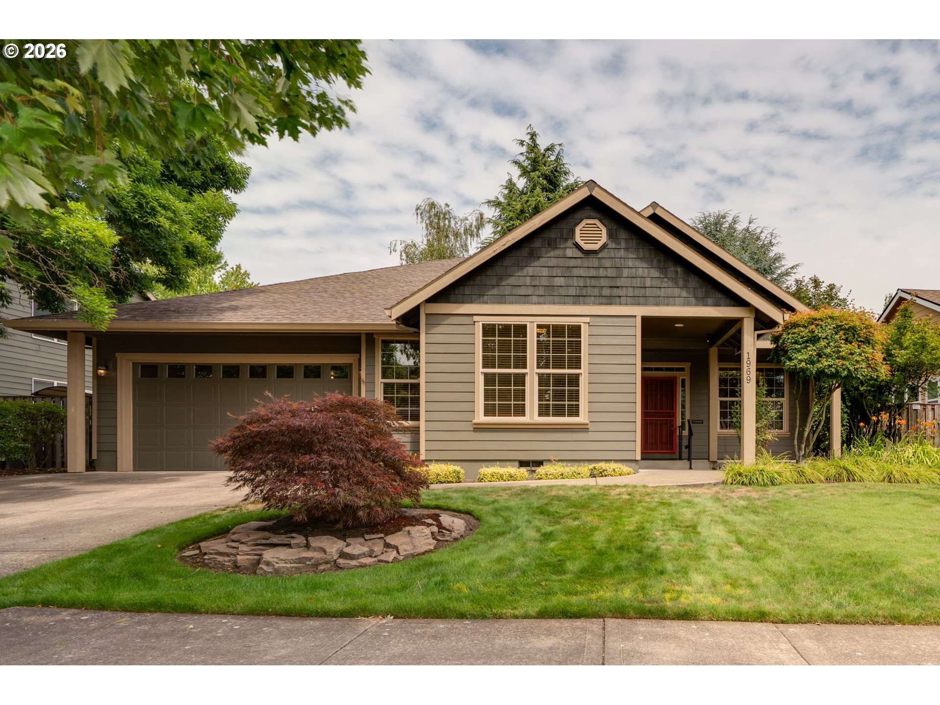 1969 NW WOODLAND DR