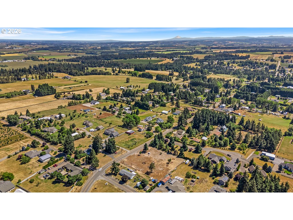 7442 Macleay Rd Se Property Photo 12