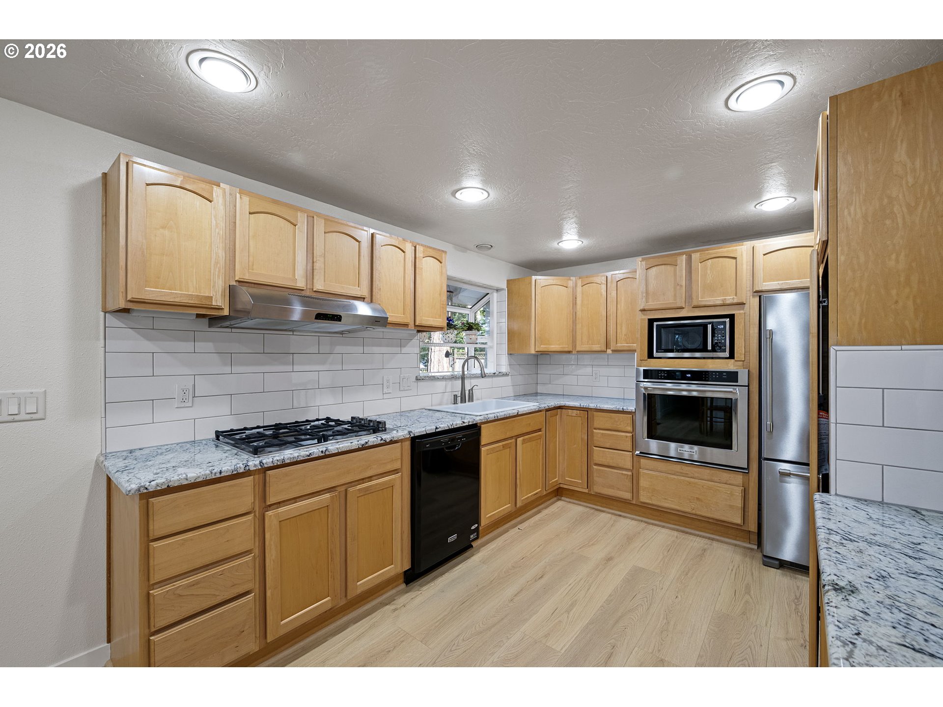 4765 Brookwood St Property Photo 13