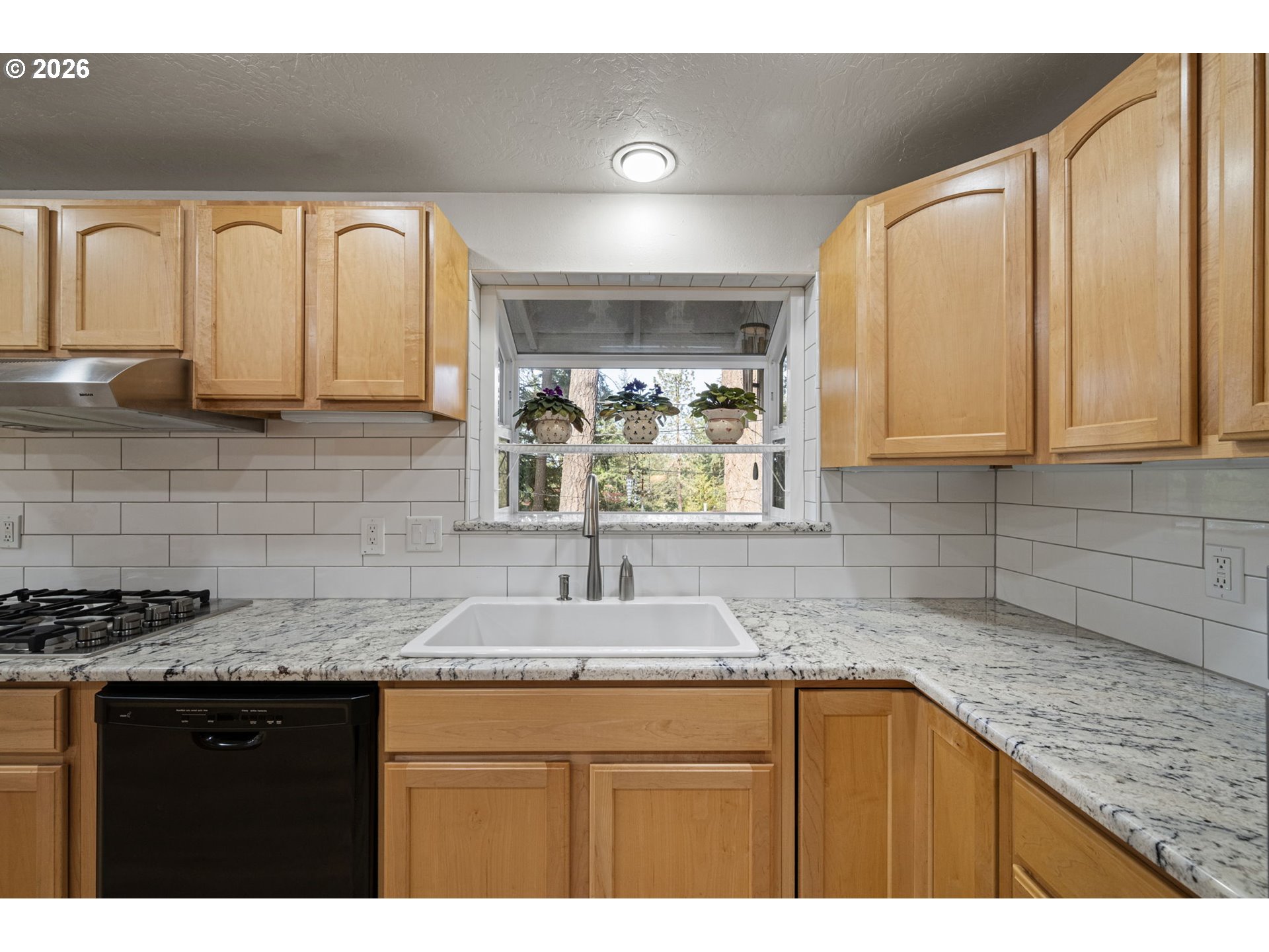 4765 Brookwood St Property Photo 16