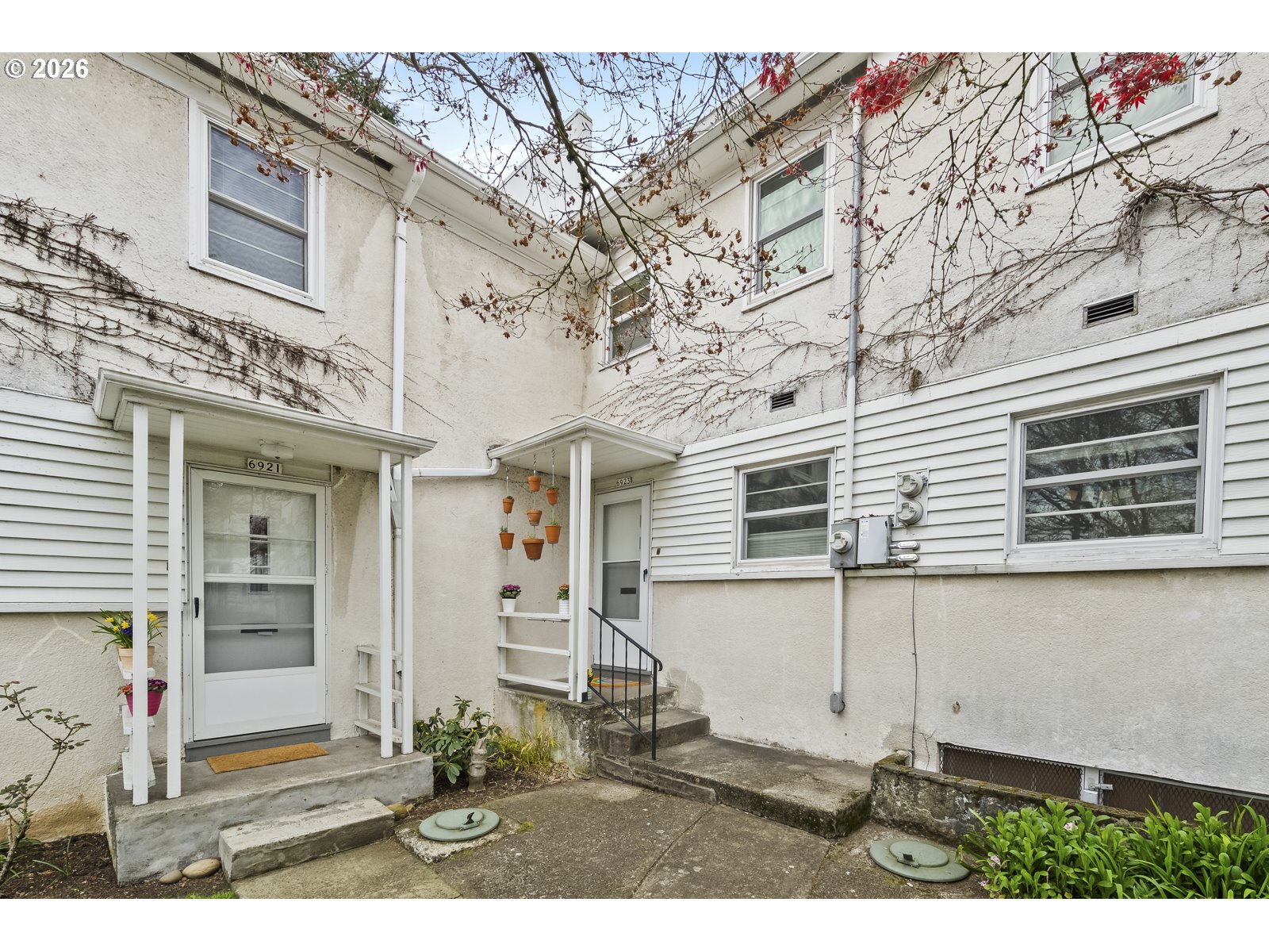 6923 Ne Broadway Property Photo 1