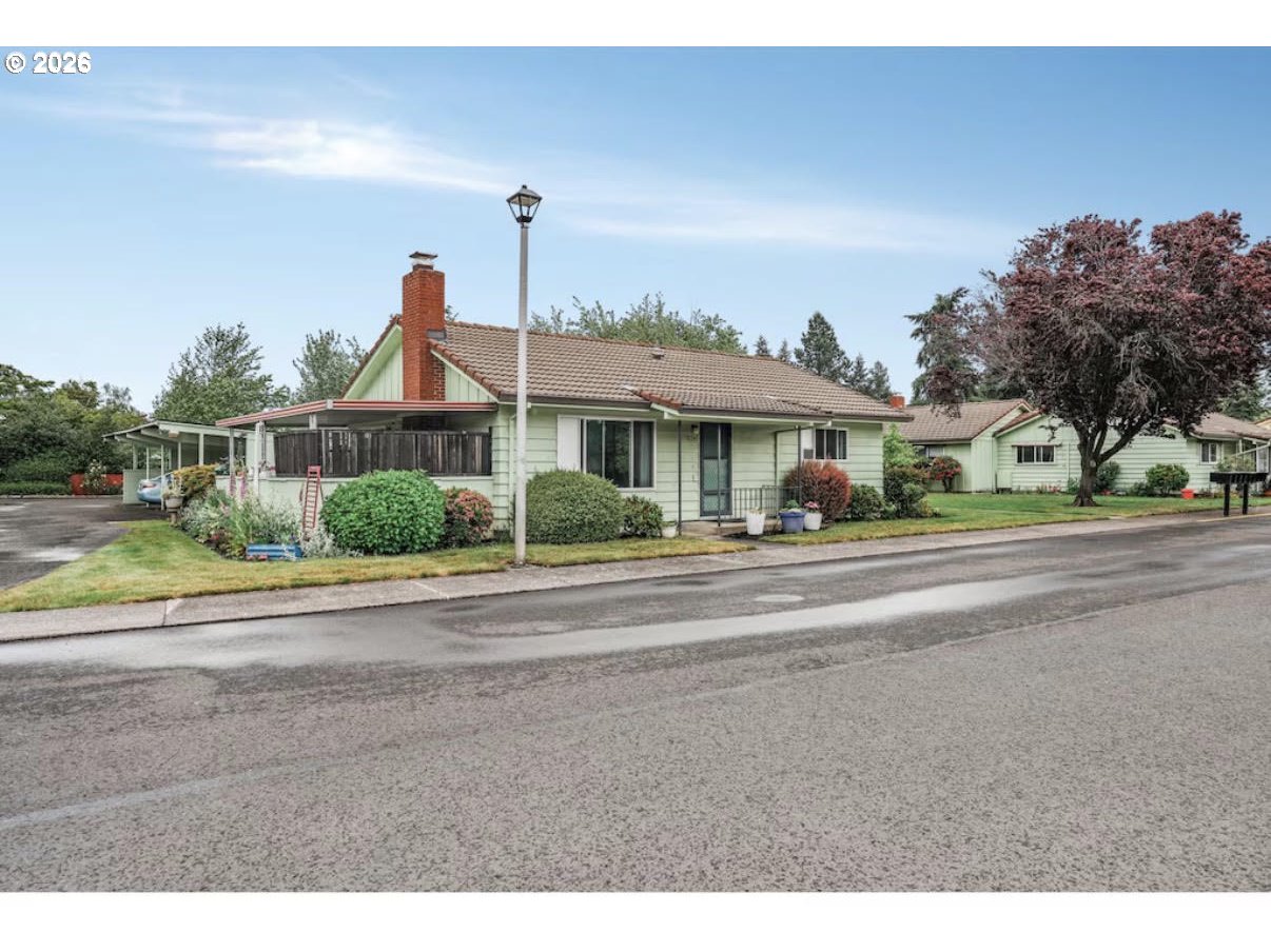 12295 SE MAIN ST Property Photo 1