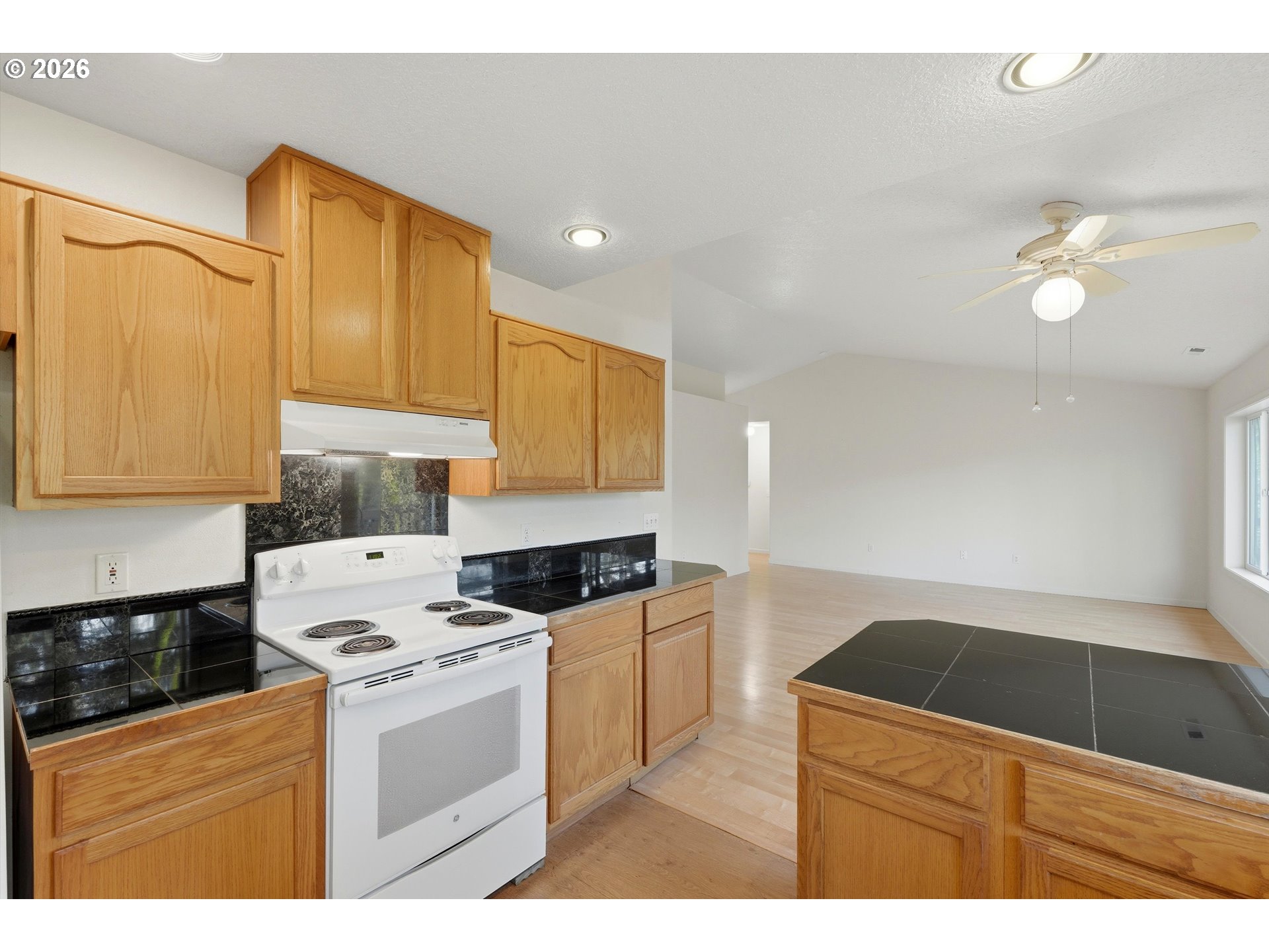 112 Mellinger Pl Property Photo 9
