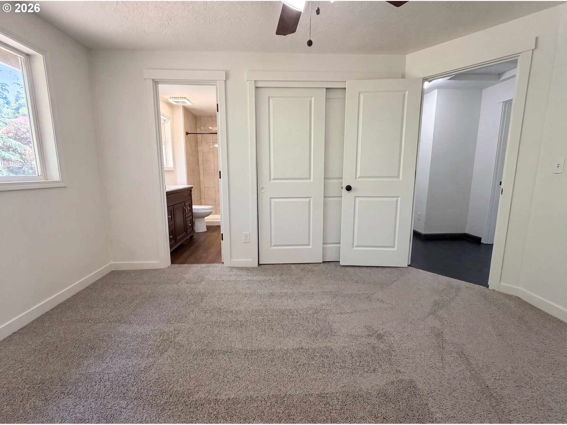 37685 Sandy Heights St Property Photo 4