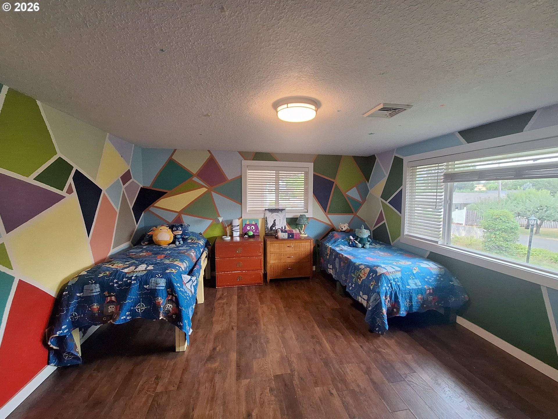 339 Pioneer Way Property Photo 2