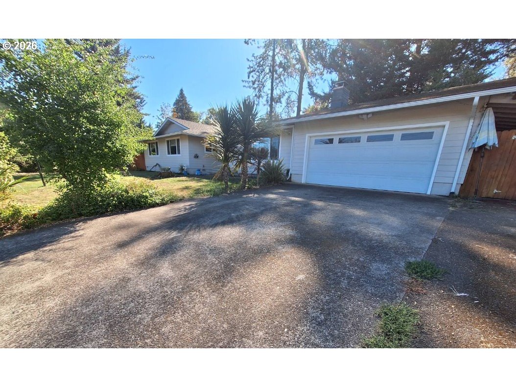 339 Pioneer Way Property Photo 10