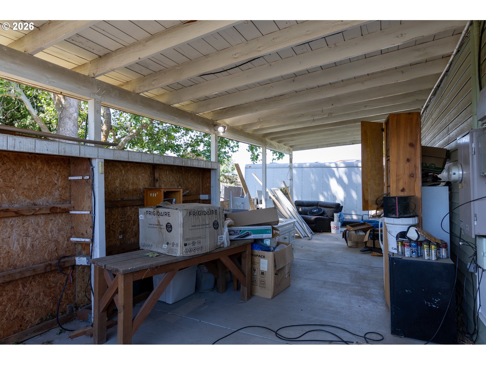 820 Parallel St Property Photo 23