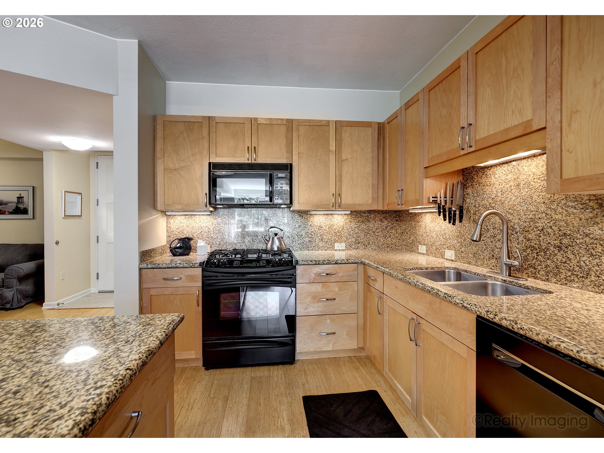 1620 Ne Broadway St 228 Property Photo 13