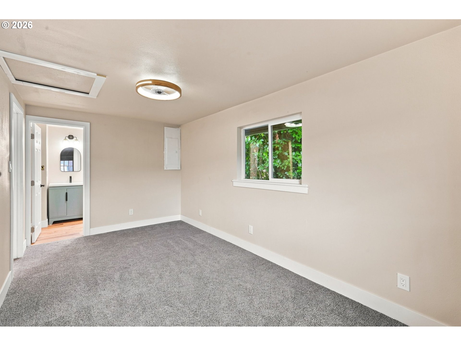 211 Sherman St Property Photo 23