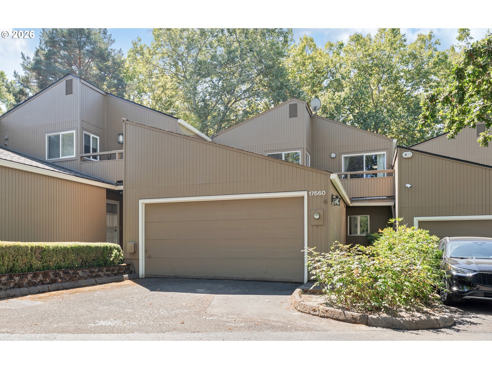 17660 NW SHOREWOOD DR Property Photo 1