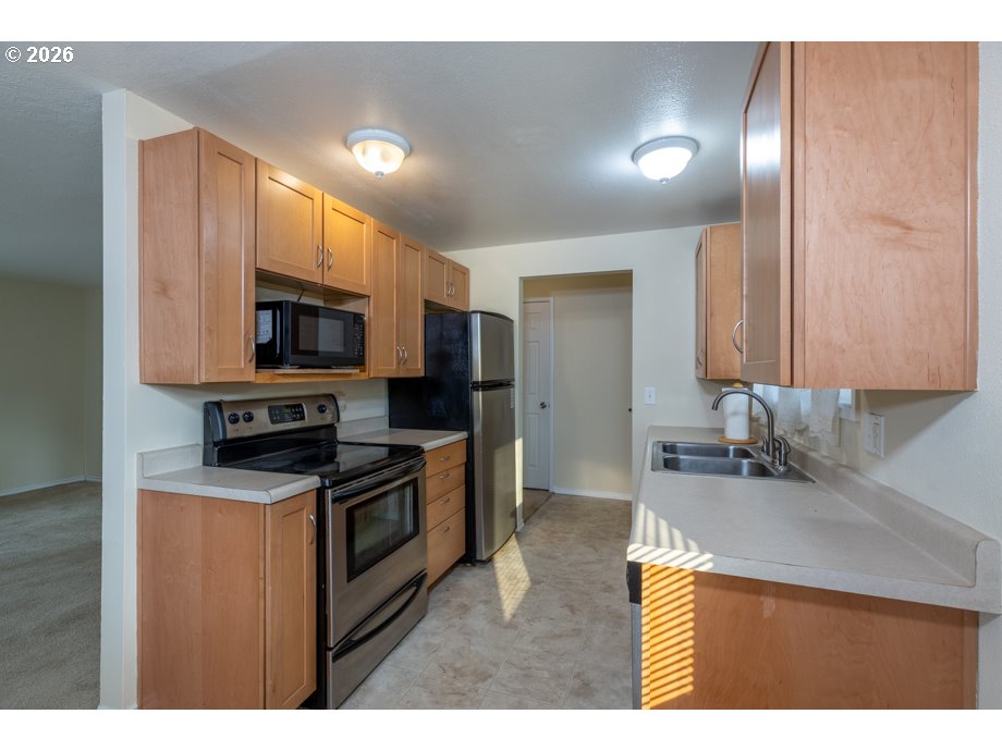 1090 Denise St Se Property Photo 19