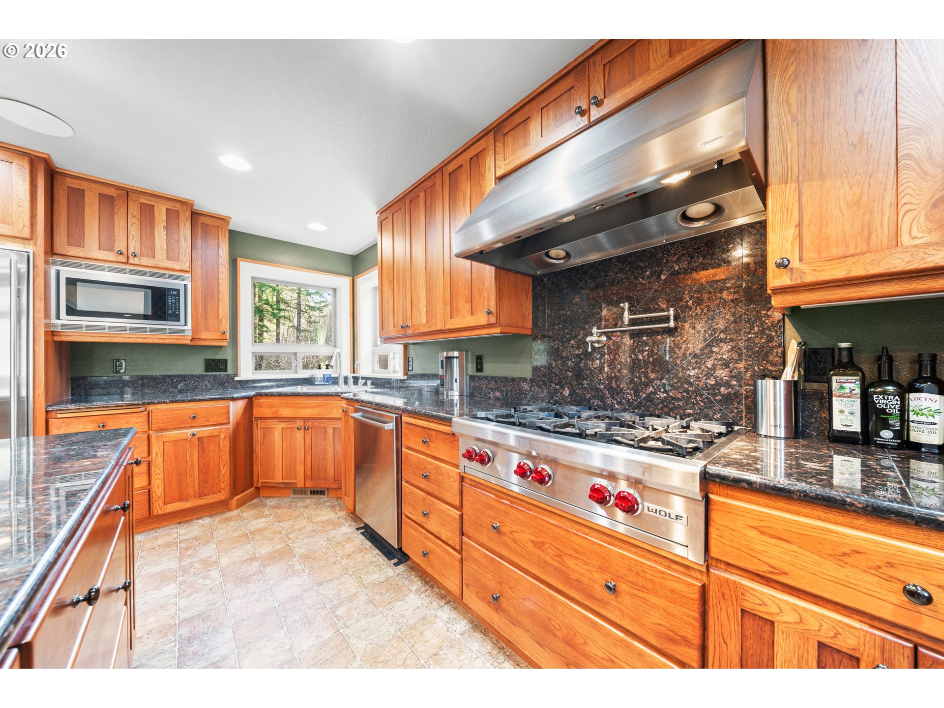 340 Arrowhead Rd Property Photo 11