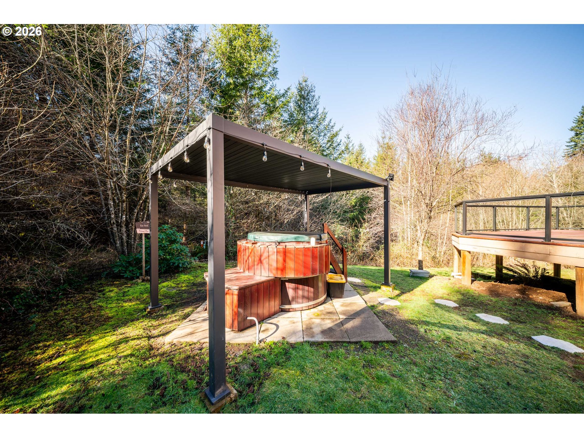 340 Arrowhead Rd Property Photo 33