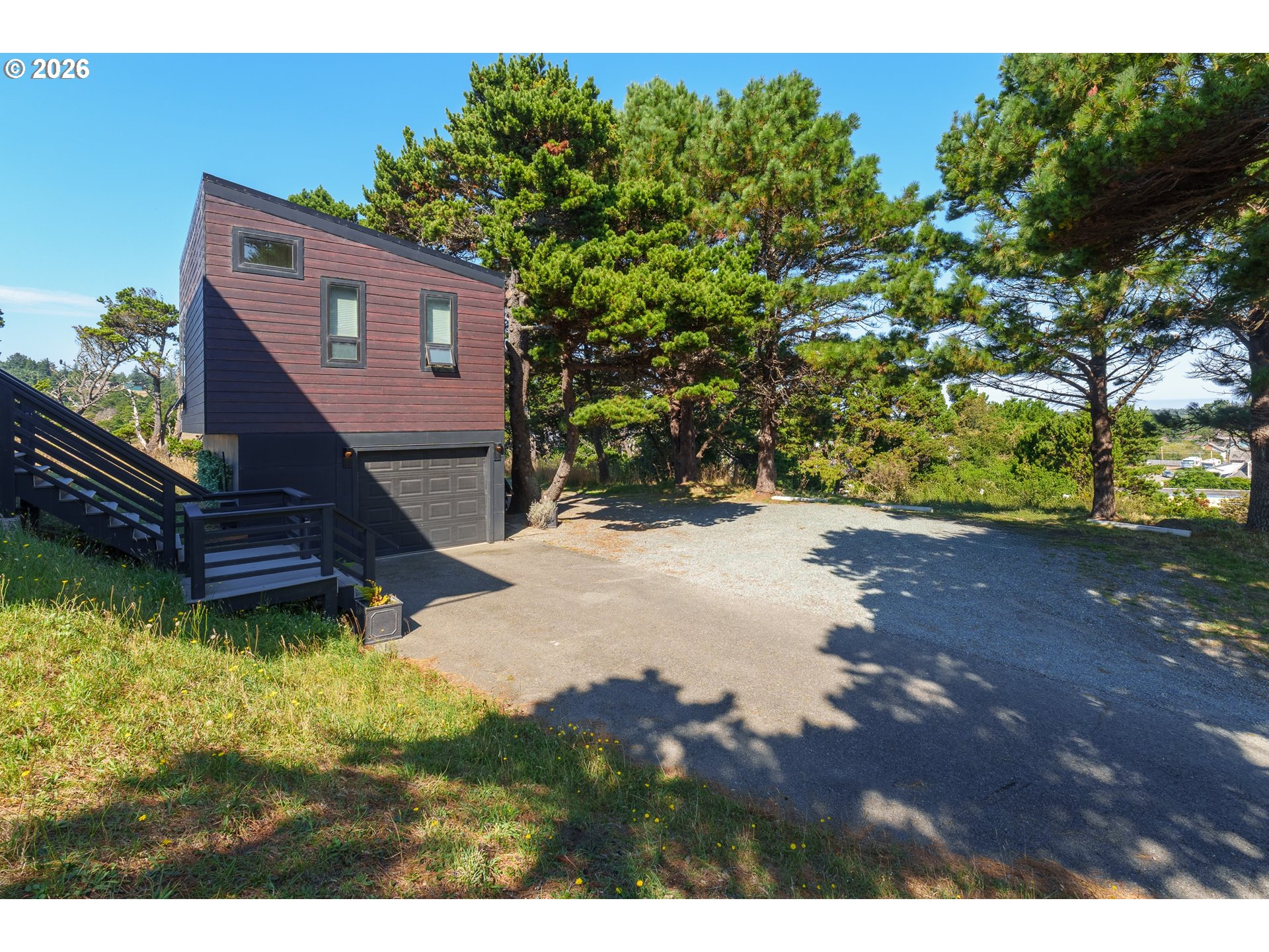 409 Jackson Street Property Photo 40