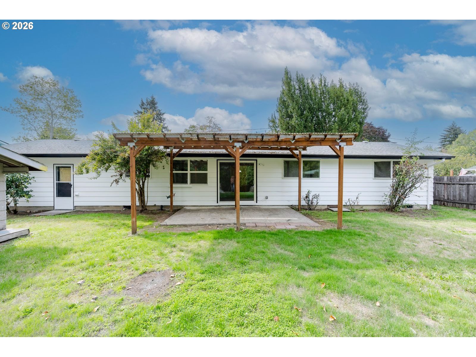 829 Rossmore St Property Photo 37