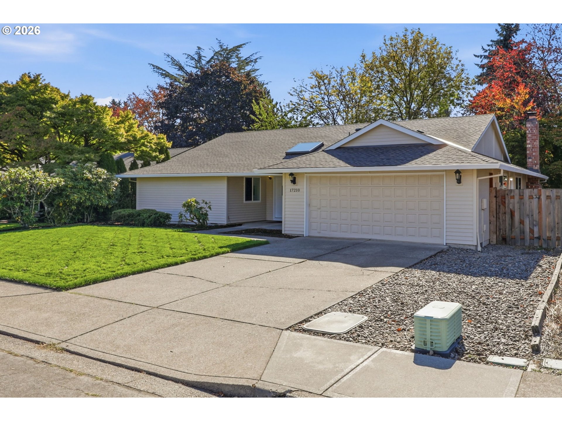 17210 Nw Lonerock Ln Property Photo 5