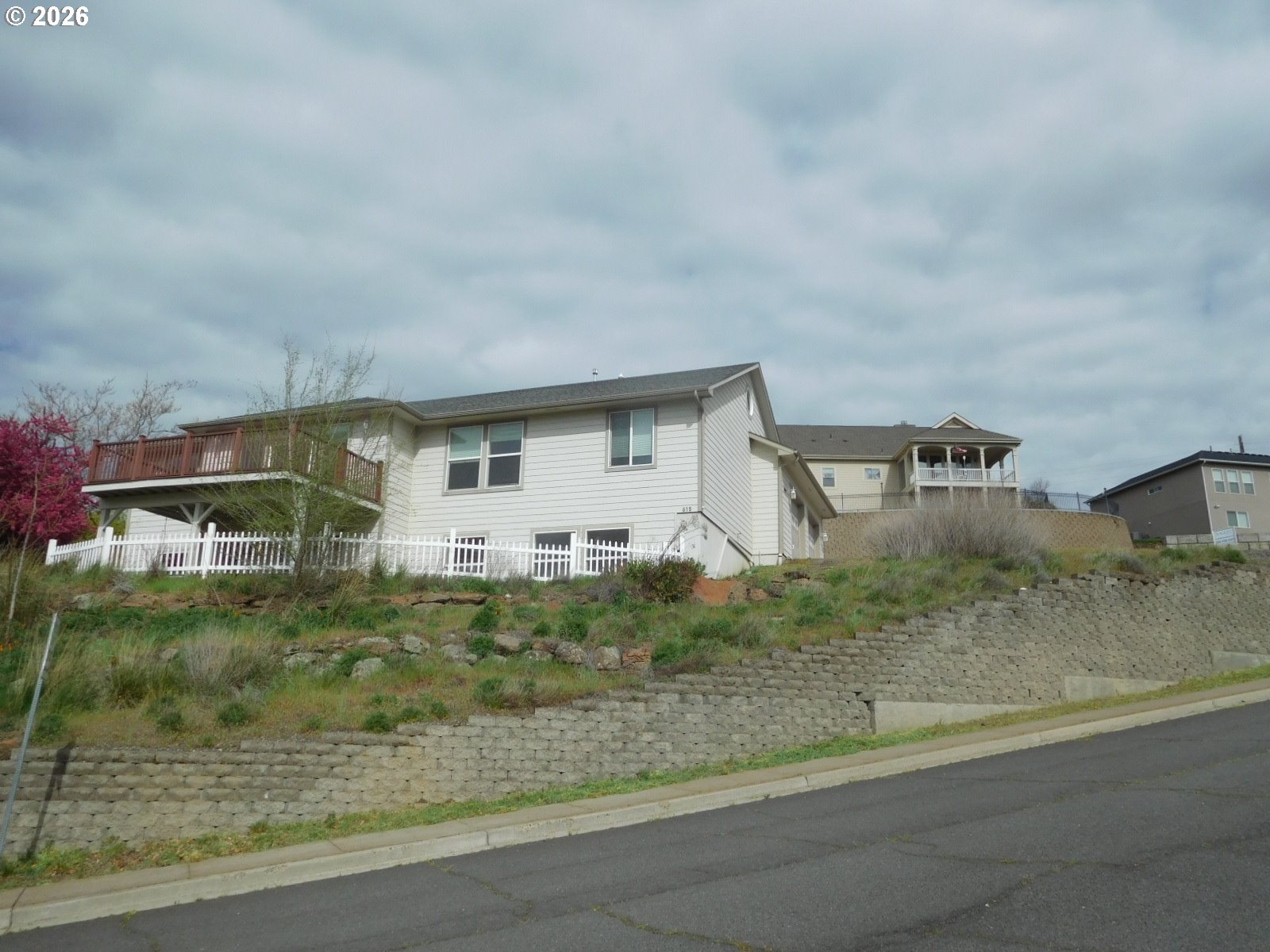 815 N Main St Property Photo 1