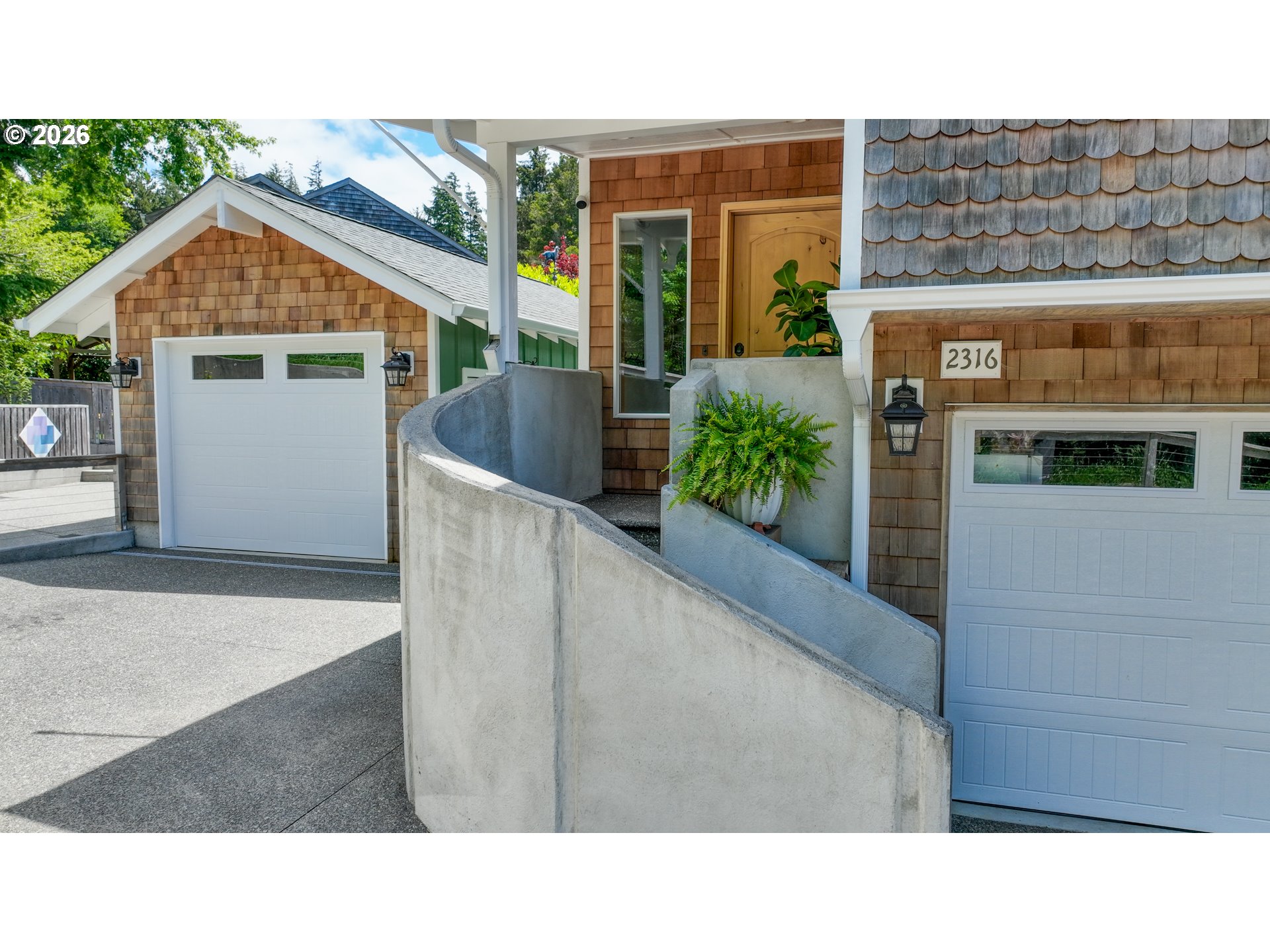 2316 Royal View Dr Property Photo 8