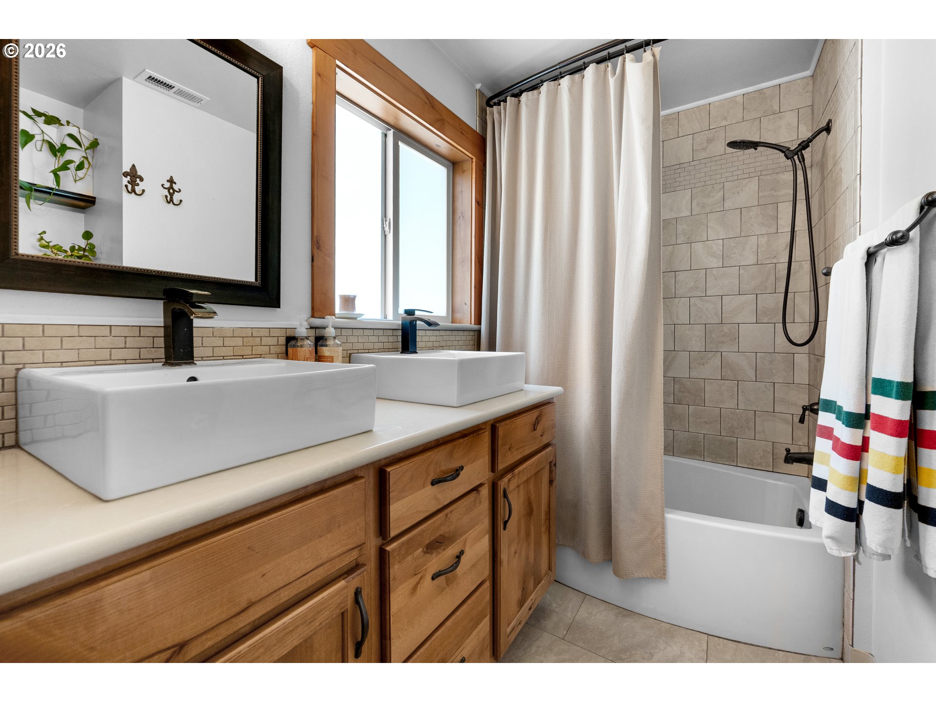 2316 Royal View Dr Property Photo 27