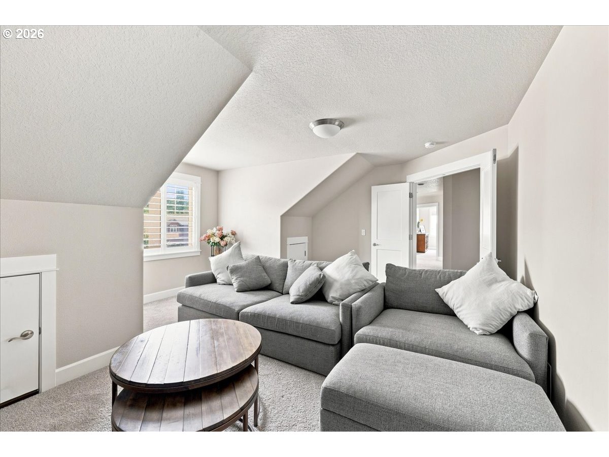 3144 Meadowlark Dr Property Photo 27