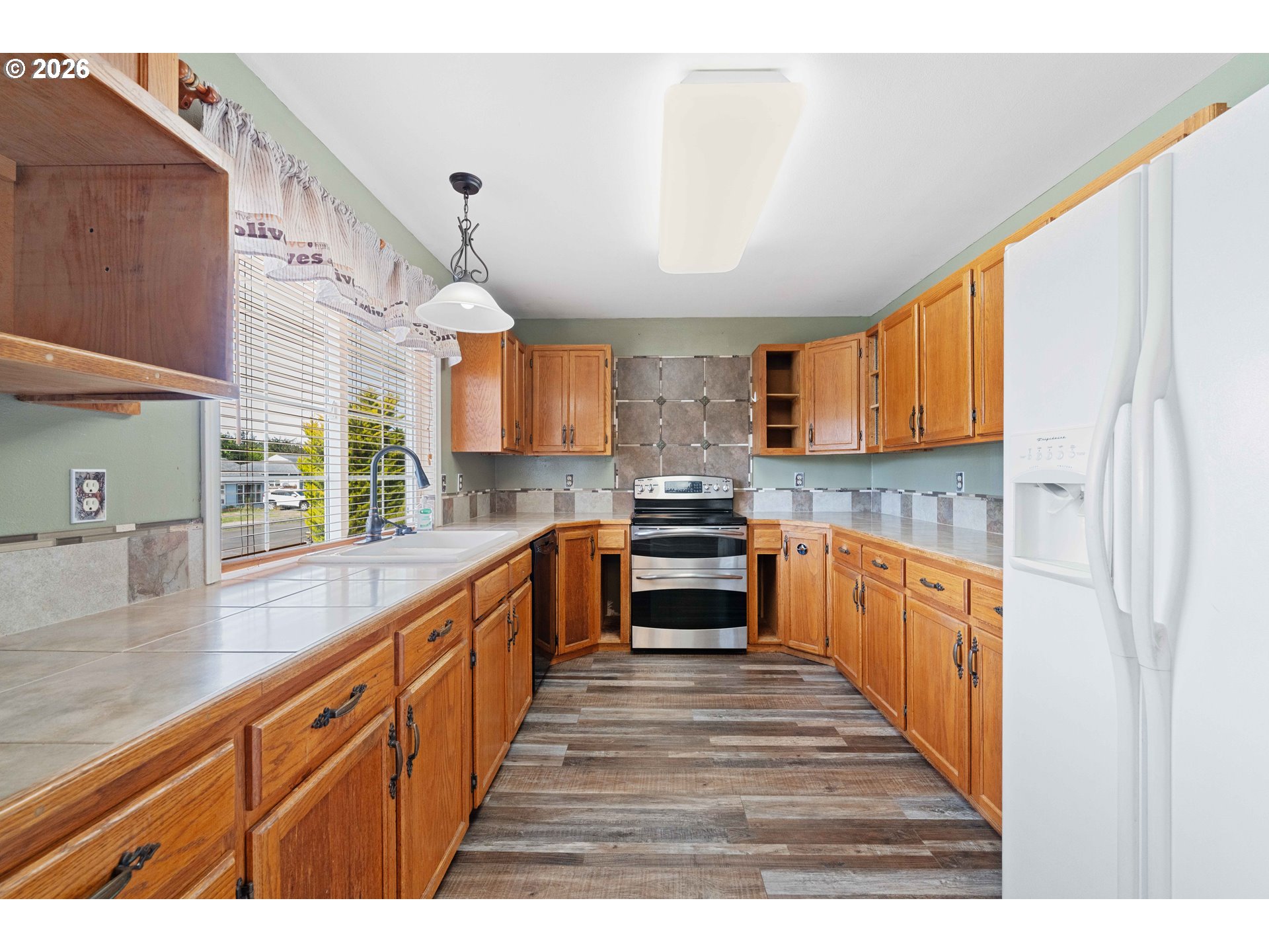 1615 Johnson St Property Photo 20