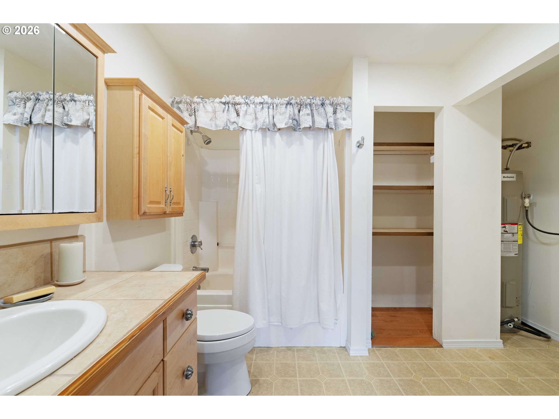 1615 Johnson St Property Photo 25