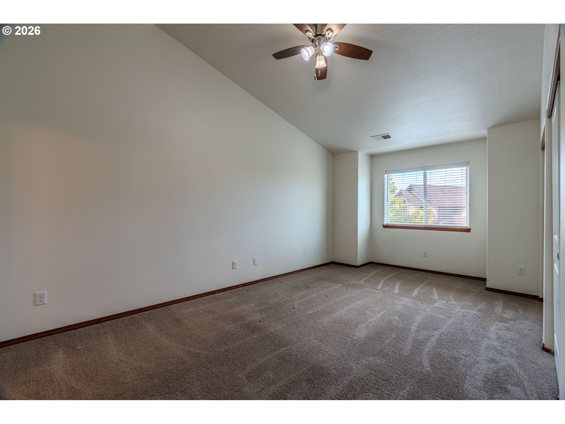 2013 Nw Bella Vista Dr Property Photo 18