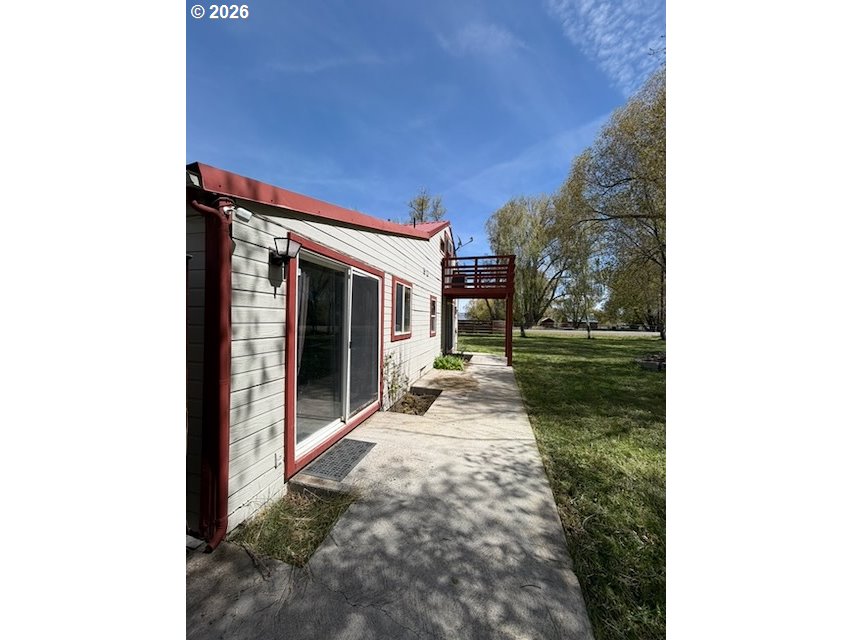 145 Green St Property Photo 8