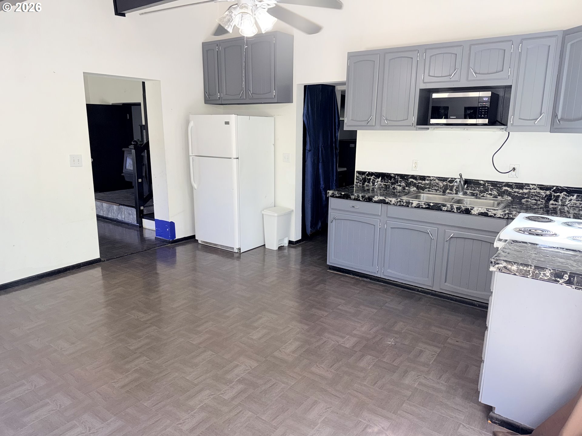 145 Green St Property Photo 26