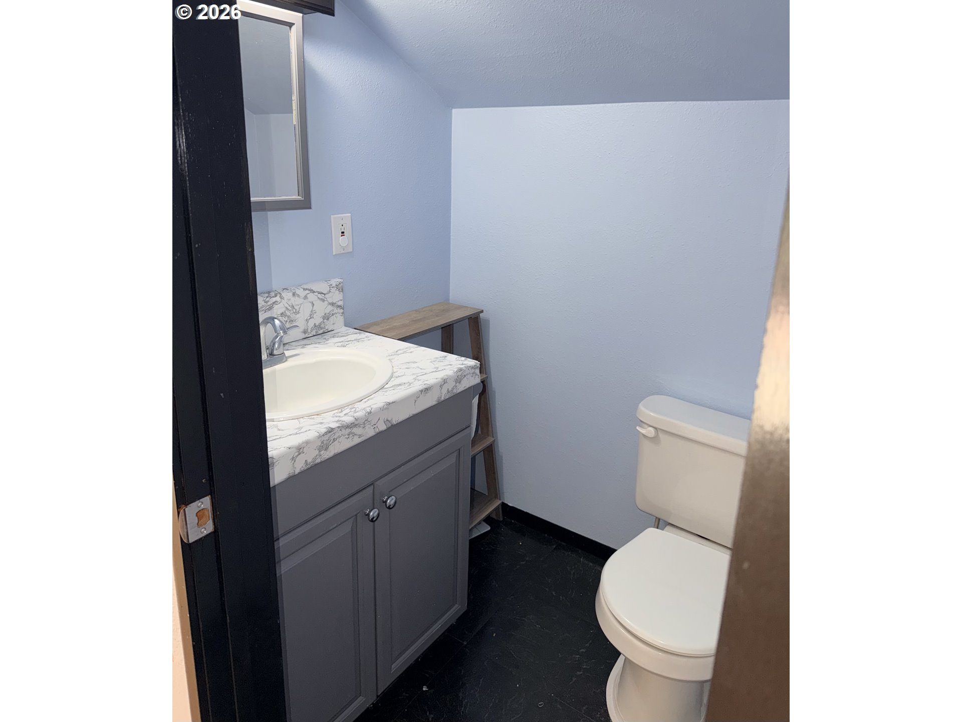 145 Green St Property Photo 37